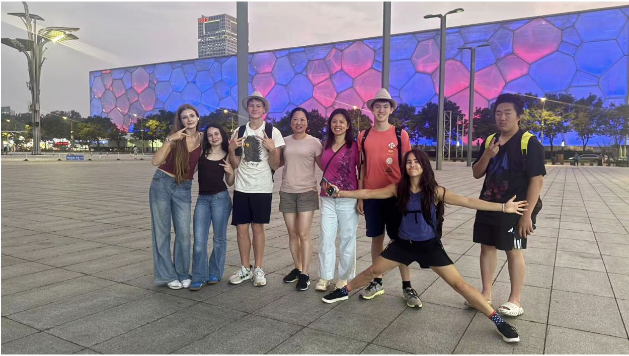 Sightseeing famous landmarks around Beijing